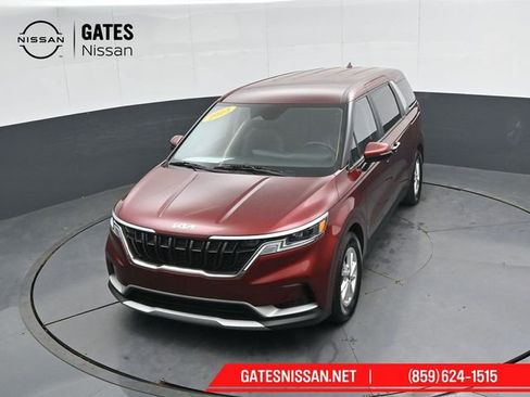 Used 2023 Kia Carnival LX image 52