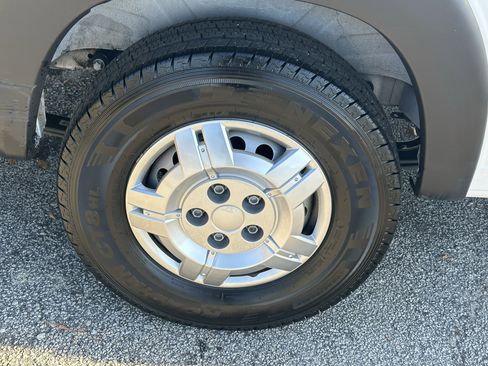 Used 2024 RAM ProMaster 3500 w/ Convenience Group image 20