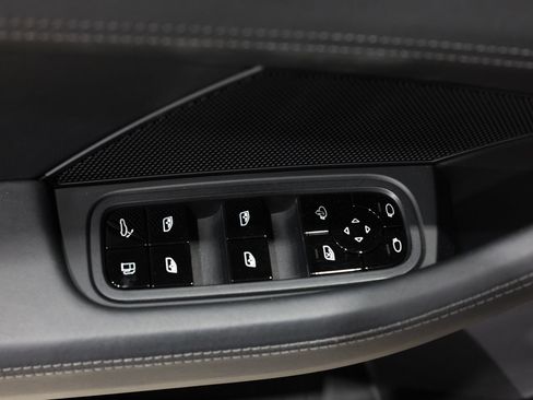 Used 2021 Porsche Panamera Turbo S w/ Assistance Package image 53