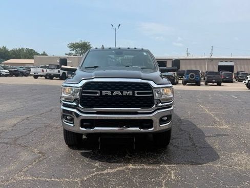 Used 2022 RAM 2500 Big Horn w/ Level A Equipment Group AWD/4WD image 3