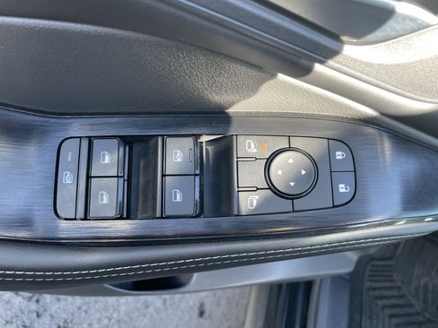 Used 2026 Nissan Rogue SV image 35