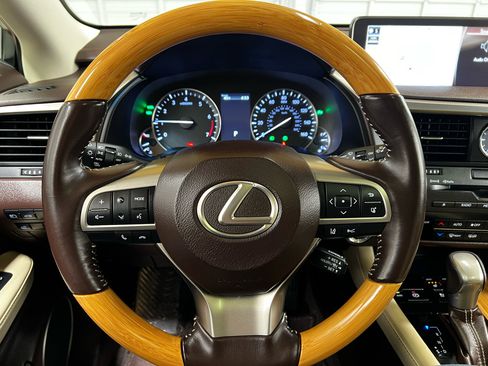 Used 2019 Lexus RX 350L Luxury image 15