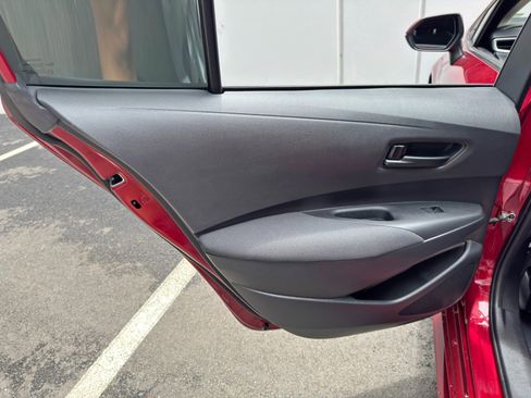 Used 2022 Toyota Corolla LE FWD image 36