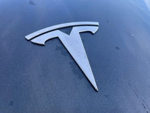 Used 2025 Tesla Model 3 Long Range image 32