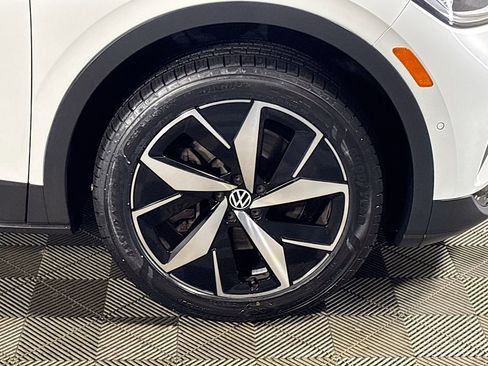 Used 2023 Volkswagen ID.4 Pro S AWD/4WD image 24