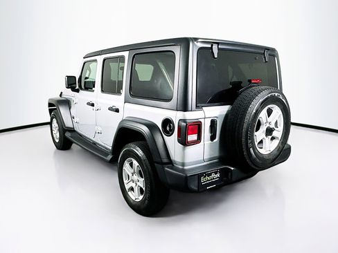 Used 2022 Jeep Wrangler Sport S image 5
