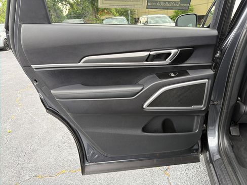 Used 2022 Kia Telluride S FWD image 21