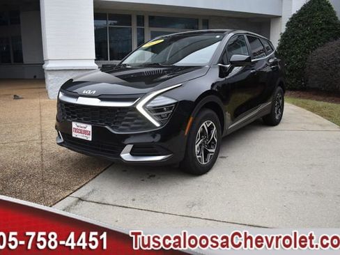 Used 2024 Kia Sportage LX image 5