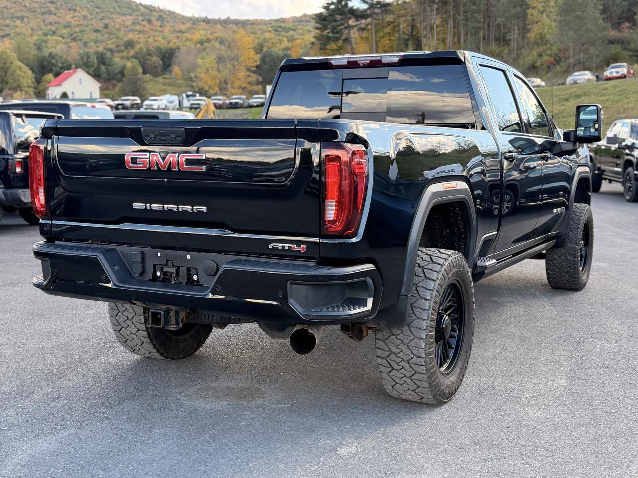 Used 2023 GMC Sierra 2500 AT4 w/ AT4 Premium Plus Package AWD/4WD image 5
