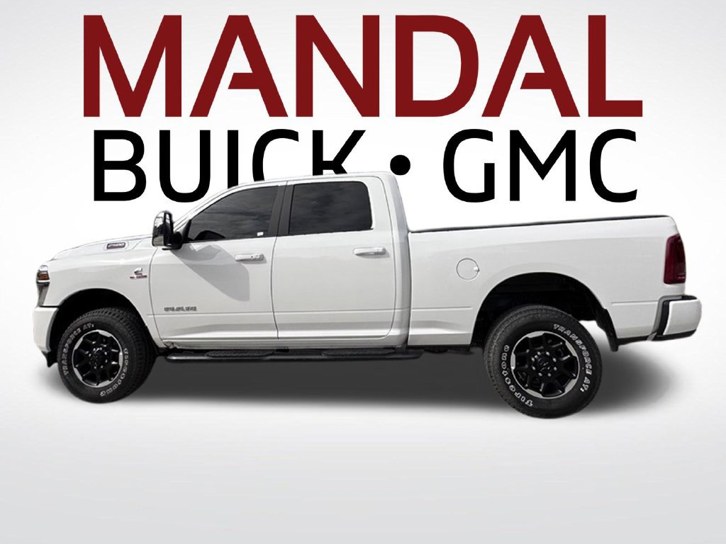 Used 2019 RAM 1500 Laramie AWD/4WD image 7