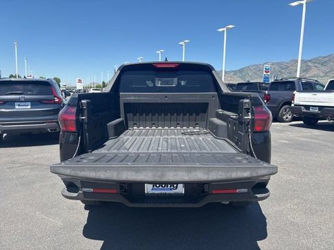 Used 2025 Hyundai Santa Cruz SEL AWD/4WD image 25