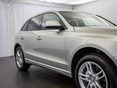 Used 2017 Audi Q5 2.0T Premium Plus image 34