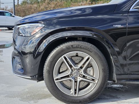 Certified 2025 Mercedes-Benz GLE 53 AMG 4MATIC image 11