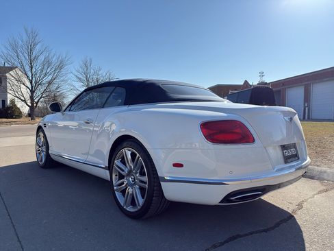 Used 2017 Bentley Continental GT image 9