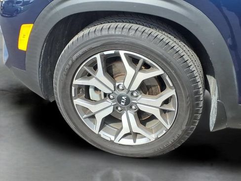 Used 2021 Kia Seltos EX AWD/4WD image 18