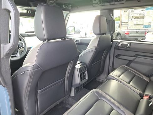 New 2025 Ford Bronco Outer Banks image 12