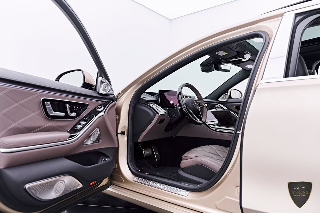 Used 2024 Mercedes-Benz Maybach S 680 4MATIC image 39