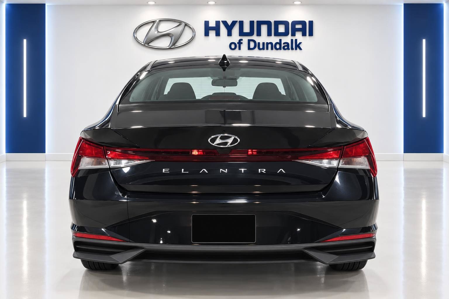 Used 2022 Hyundai Elantra SE FWD image 6