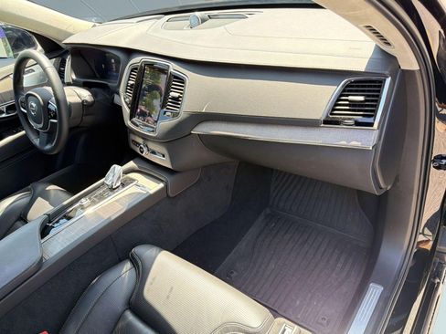 Certified 2023 Volvo XC90 B6 Ultimate w/ Lounge Package AWD/4WD image 31