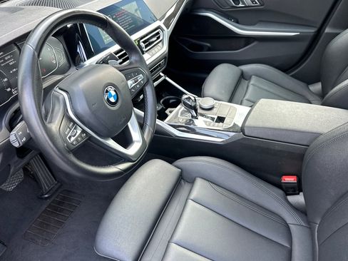 Used 2021 BMW 330i Sedan w/ Parking Assistance Package RWD image 9