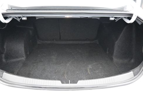 Used 2024 Chevrolet Malibu LT FWD image 32