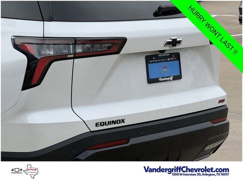 Certified 2025 Chevrolet Equinox RS w/ Safety and Technology Package FWD image 6