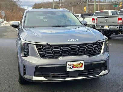 Used 2025 Kia Sorento S