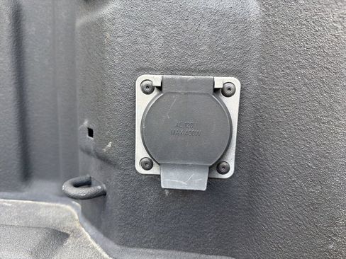 Used 2023 Chevrolet Silverado 1500 RST AWD/4WD image 27