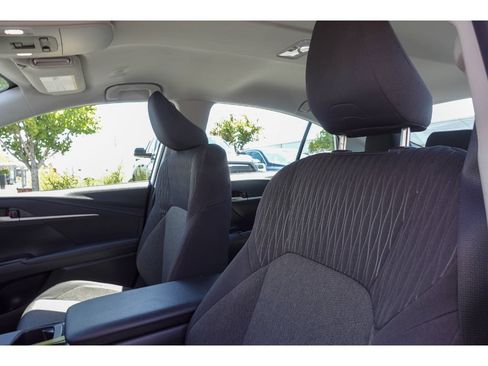 Used 2025 Toyota Camry LE FWD image 12