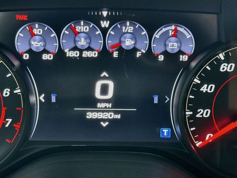 Used 2021 Chevrolet Camaro SS RWD image 8