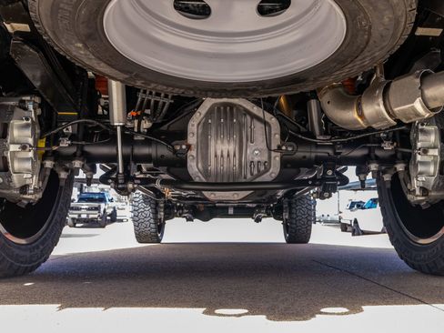 Used 2026 Ford F450 Platinum w/ Platinum Plus Package image 16