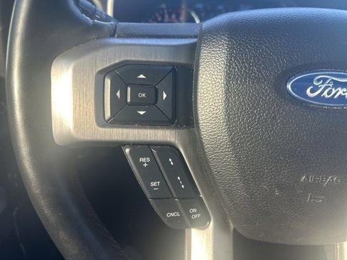 Used 2018 Ford F150 Platinum w/ Equipment Group 701A Luxury image 13