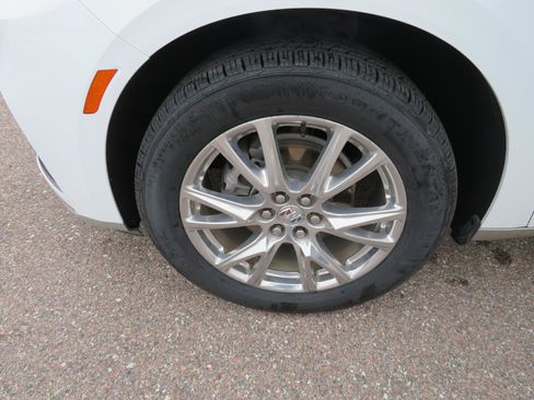 Used 2023 Buick Enclave Essence w/ Experience Buick Package FWD image 2