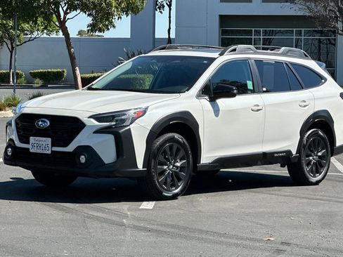 Used 2023 Subaru Outback Onyx Edition AWD/4WD image 8