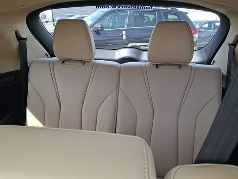Used 2023 Acura MDX SH-AWD w/ Technology Package image 11