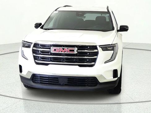 Used 2026 GMC Acadia Elevation FWD image 2