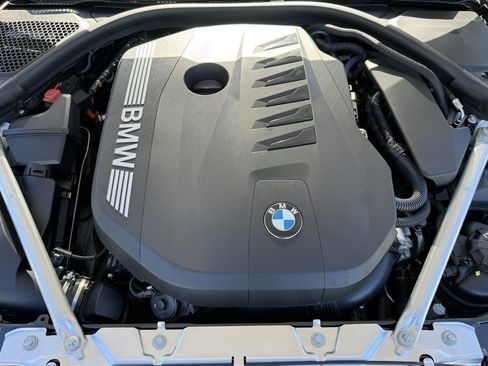 Certified 2025 BMW M440i M440i w/ Parking Assistance Package image 31