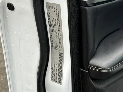 Used 2023 Jeep Grand Cherokee L Laredo image 57