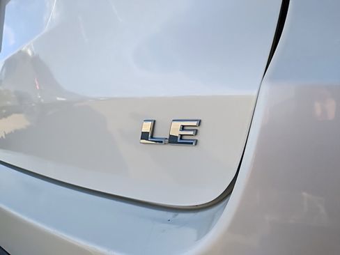 Used 2018 Toyota Highlander Plus image 12