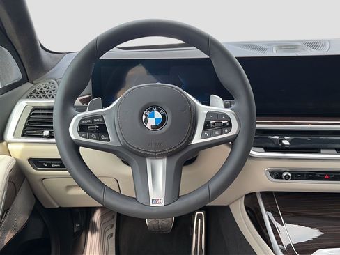 Used 2025 BMW X7 xDrive40i w/ Executive Package AWD/4WD image 14