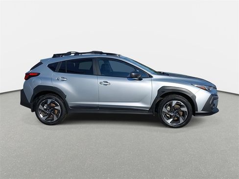 Used 2025 Subaru Crosstrek 2.5i Limited image 4