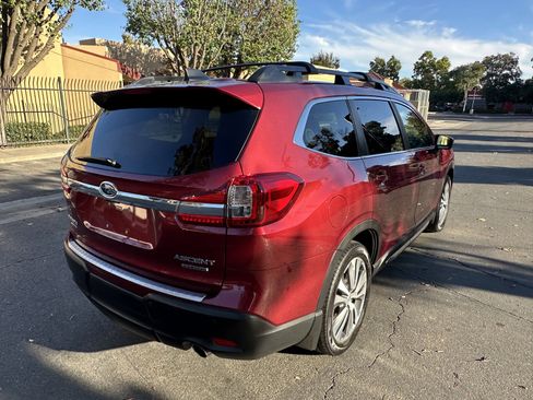 Used 2019 Subaru Ascent Limited w/ Popular Package #3 image 3