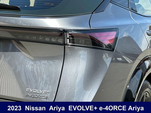 Used 2023 Nissan Ariya AWD image 36