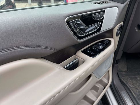 Used 2023 Lincoln Navigator L Reserve image 15
