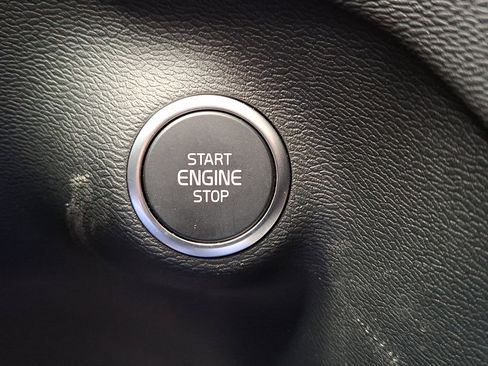 New 2026 Volvo XC40 B5 Core w/ Climate Package image 12