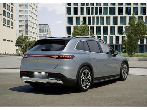 New 2026 Mercedes-Benz EQS 400 4MATIC SUV image 22