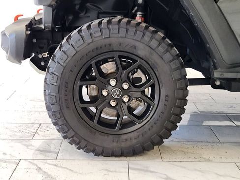 Used 2021 Jeep Gladiator Mojave w/ LED Lighting Group AWD/4WD image 10