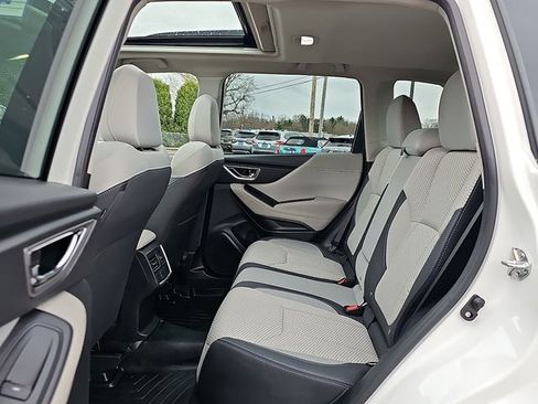 Used 2023 Subaru Forester Premium AWD/4WD image 11