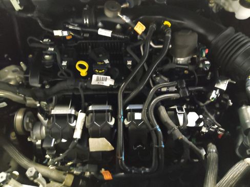 Used 2020 Ford Edge SEL AWD/4WD image 30
