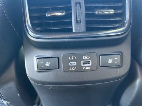 Used 2025 Subaru Outback Wilderness AWD/4WD image 14